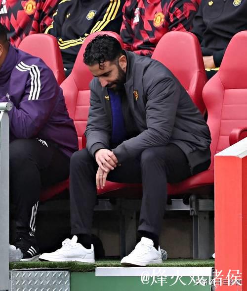 阿莫林执教曼联英超胜率仅33%,为队史主帅最低 阿莫林执教曼联英超胜率仅33%,为队史主帅最低